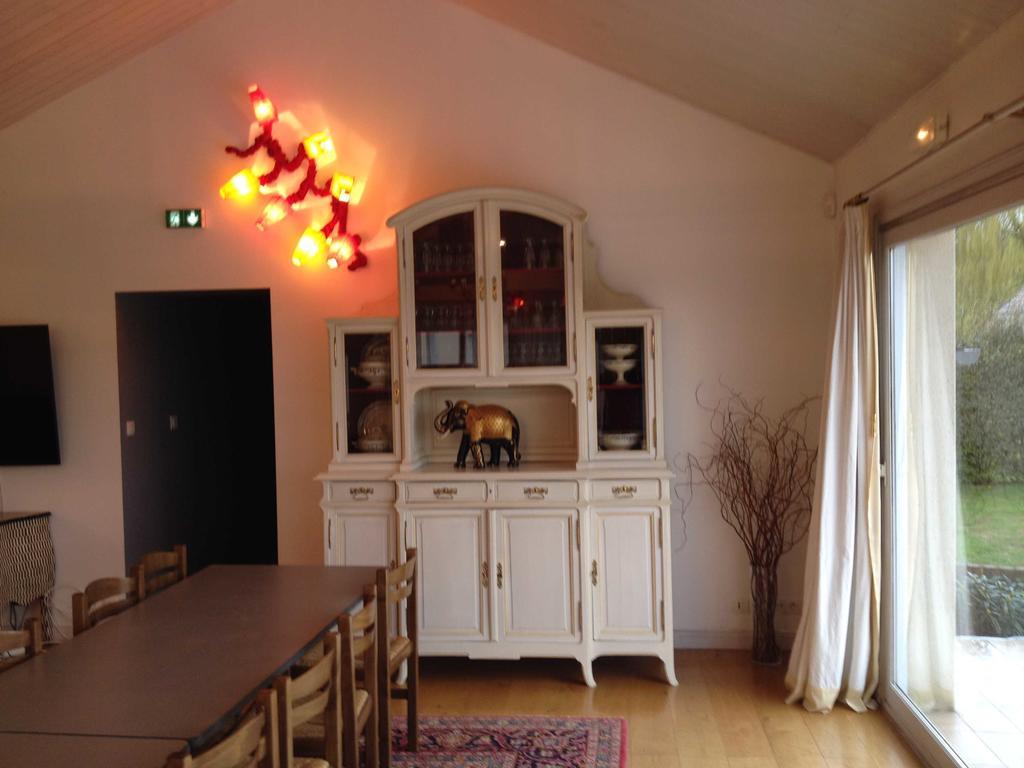 Hotel Le Petit Pont Moncé-en-Belin Zewnętrze zdjęcie