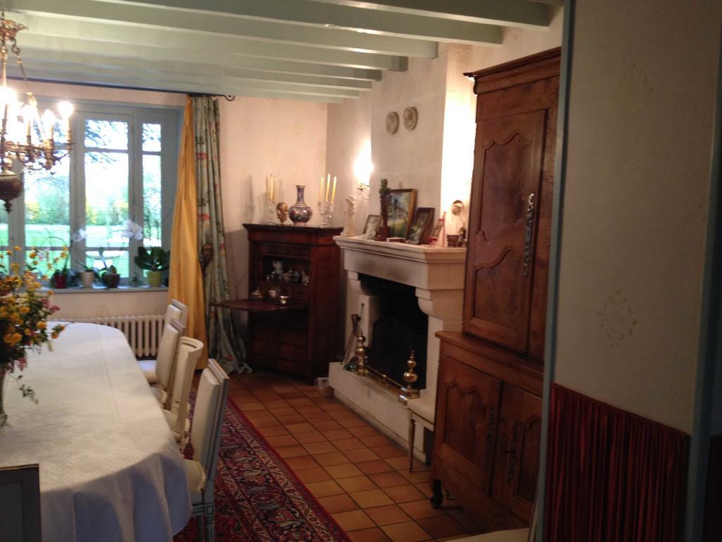 Hotel Le Petit Pont Moncé-en-Belin Zewnętrze zdjęcie